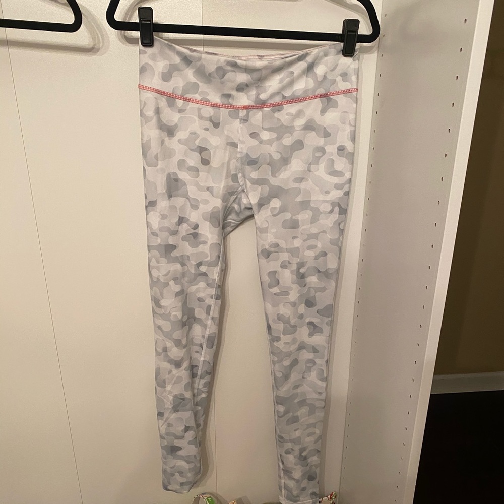 Workout wear - Picture 2 of 3